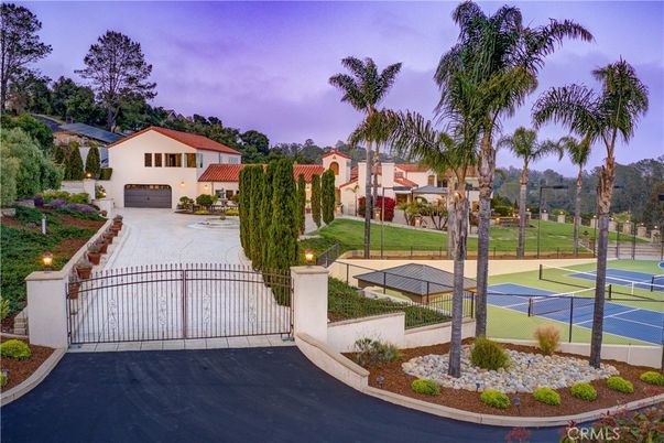 Detached Garage, Exterior, Tennis Courts