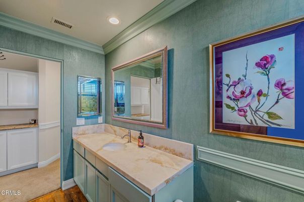 Bathroom, Interior, Recessed Lighting, Wood Texture Flooring