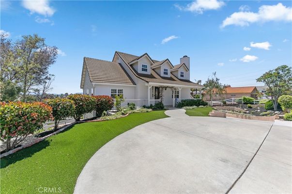 Backyard, Exterior, Facade, Cape Cod