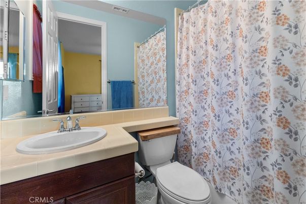 Bathroom, Interior, Tile Countertops