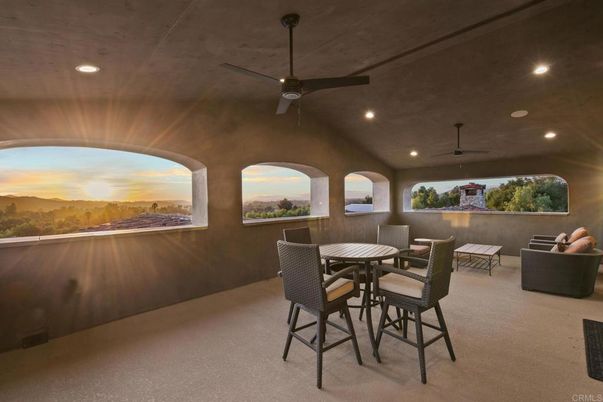 Exterior, Recessed Lighting