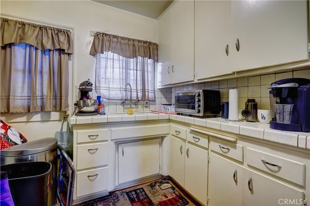 Interior, Kitchen, Tile Countertops