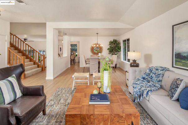 Chandelier, Dining room, Interior, Living room, Wood Texture Flooring