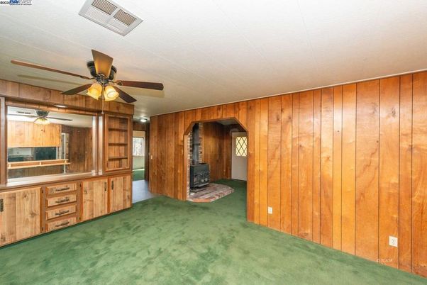 Empty room, Interior, Wooden Walls