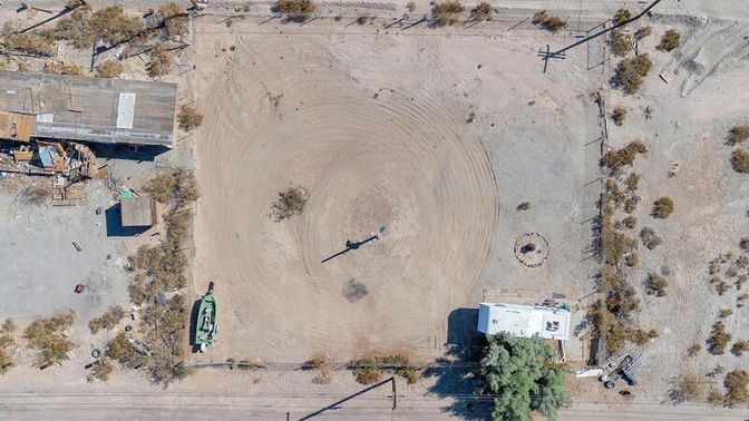 Exterior, Drone