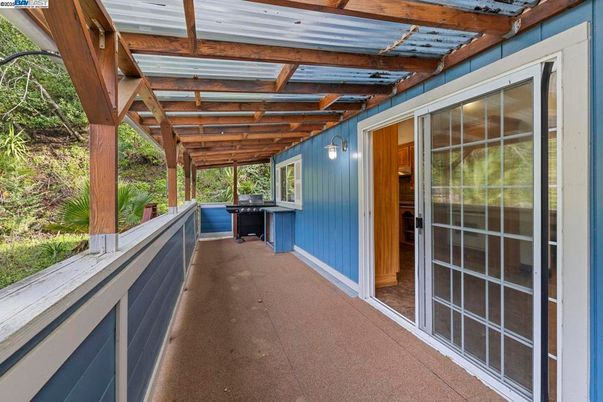 Exterior, Interior, Wooden Beams