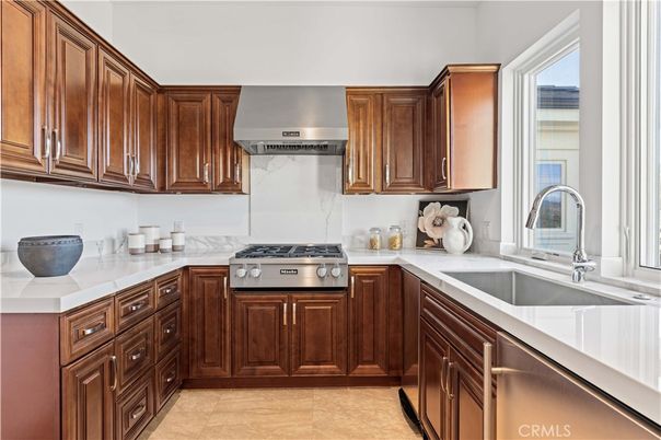 Interior, Kitchen, Stainless Steel Appliances