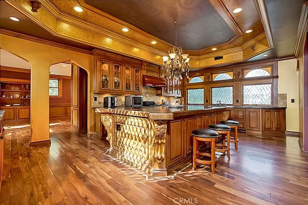 Chandelier, Interior, Kitchen, Recessed Lighting, Wood Texture Flooring