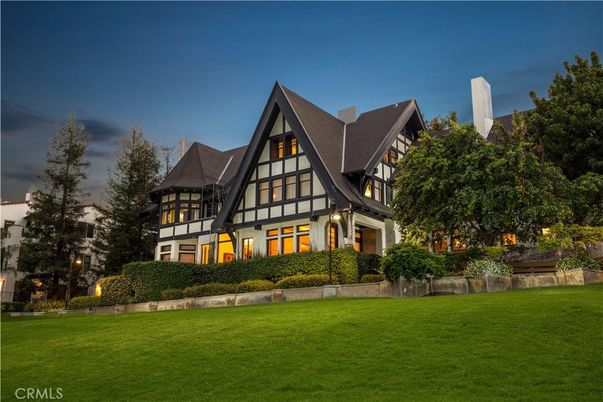 Backyard, Exterior, Facade, Tudor Revival