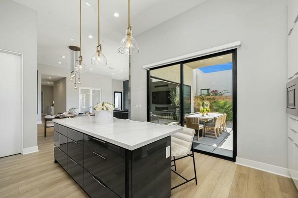 Dining room, Interior, Kitchen, Pendant Lights, Recessed Lighting, Wood Texture Flooring