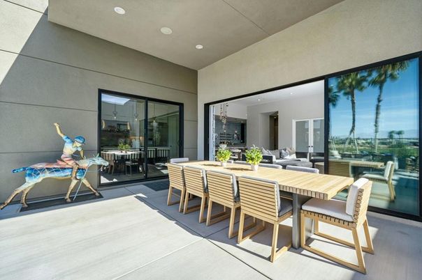 Dining room, Exterior, Recessed Lighting