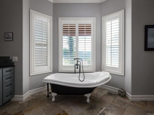 Bathroom, Free Standing Baths, Interior