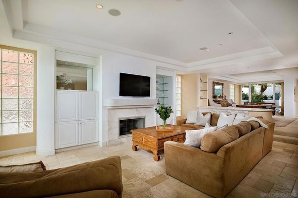 Fireplace, Interior, Living room, Recessed Lighting
