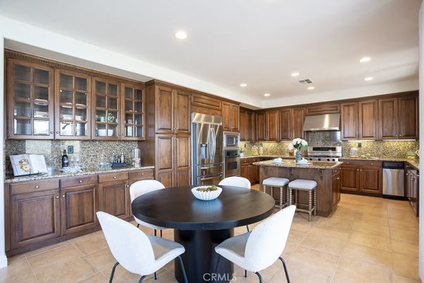Dining room, Interior, Kitchen, Recessed Lighting, Stainless Steel Appliances