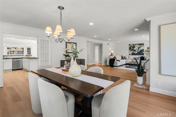 Chandelier, Dining room, Interior, Kitchen, Living room, Recessed Lighting, Wood Texture Flooring