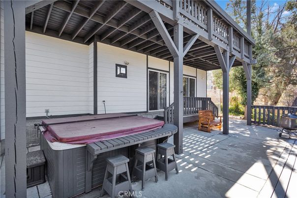 Exterior, Hot Tub