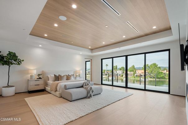 Bedroom, Interior, Recessed Lighting, Wooden Ceilings, Wood Texture Flooring