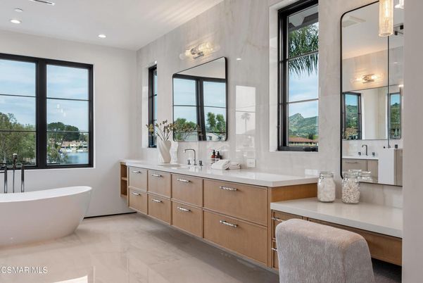 Bathroom, Dual Sink Vanities, Free Standing Baths, Interior, Marble, Recessed Lighting