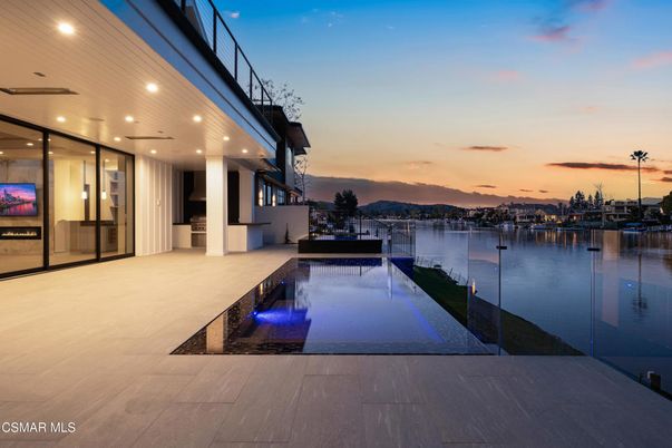 Exterior, Lake, Pool