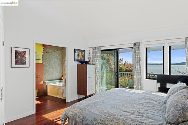 Bedroom, Interior, Water, Wood Texture Flooring