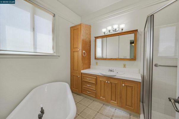 Bathroom, Dual Sink Vanities, Free Standing Baths, Glass Shower, Interior