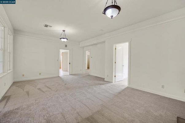 Empty room, Interior, Pendant Lights