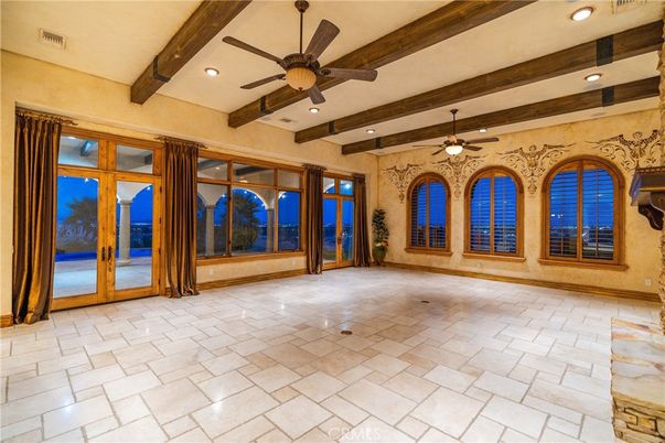 Empty room, Interior, Recessed Lighting, Wooden Beams