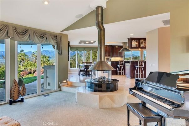 Dining room, Interior, Piano, Recessed Lighting