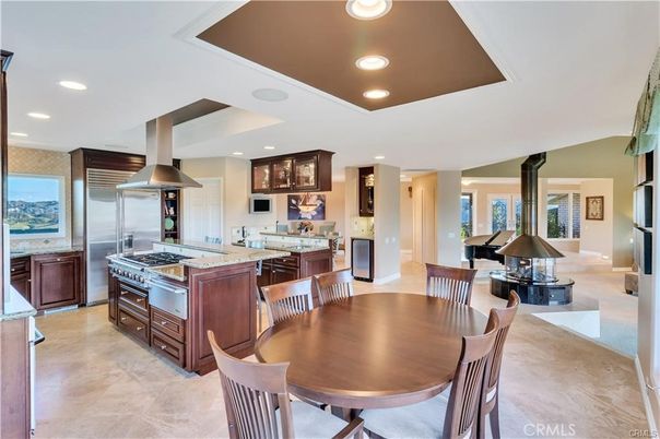 Dining room, Interior, Kitchen, Recessed Lighting, Stainless Steel Appliances