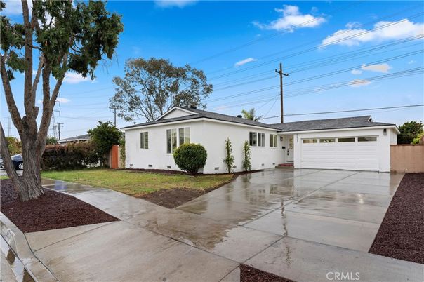 Attached, Backyard, Exterior, Facade, Ranch