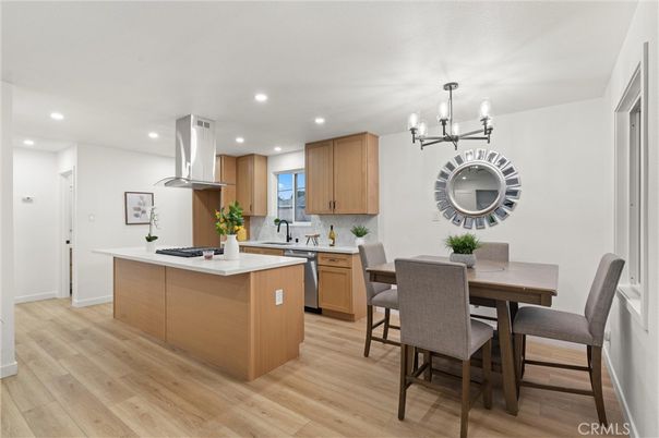 Chandelier, Dining room, Interior, Kitchen, Recessed Lighting, Wood Texture Flooring