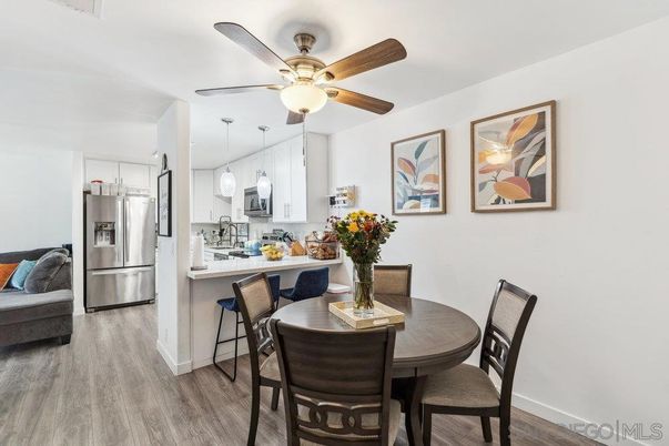 Dining room, Interior, Kitchen, Pendant Lights, Stainless Steel Appliances, Wood Texture Flooring