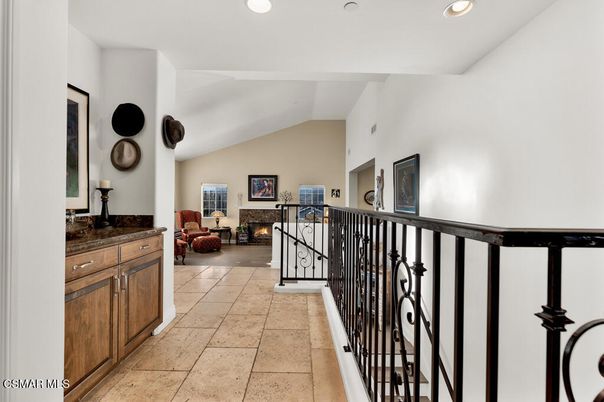 Fireplace, Interior, Recessed Lighting