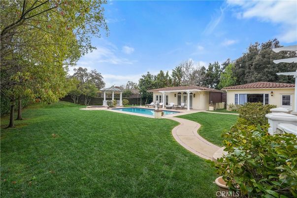 Backyard, Exterior, Pool