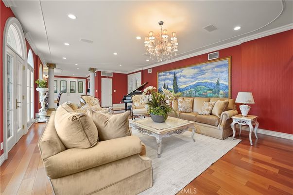 Chandelier, Interior, Living room, Piano, Recessed Lighting, Wood Texture Flooring