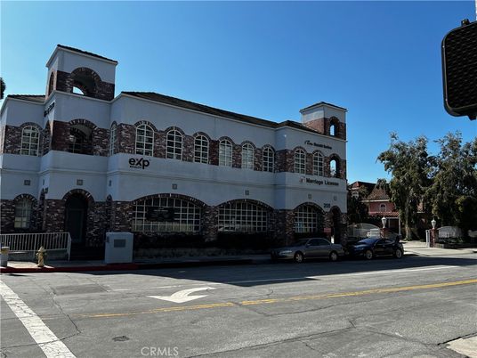 Exterior, Facade, Condo Building