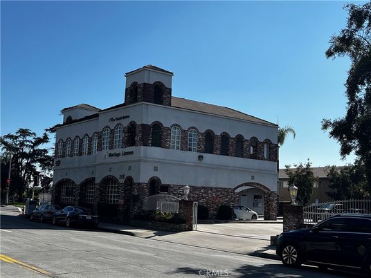 Exterior, Facade, French Provincial