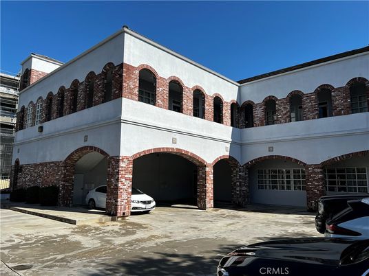 Attached, Exterior, Facade, Spanish Mediterranean