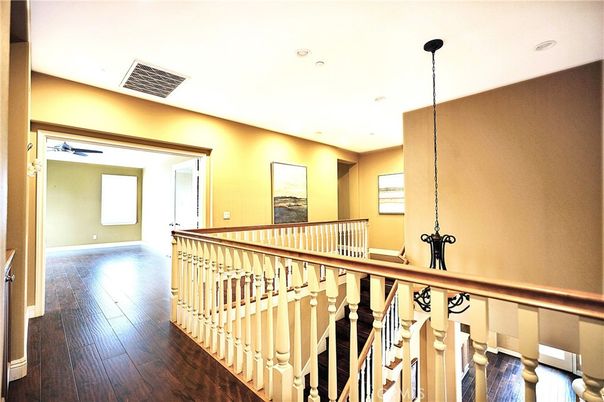 Interior, Pendant Lights, Recessed Lighting, Wood Texture Flooring