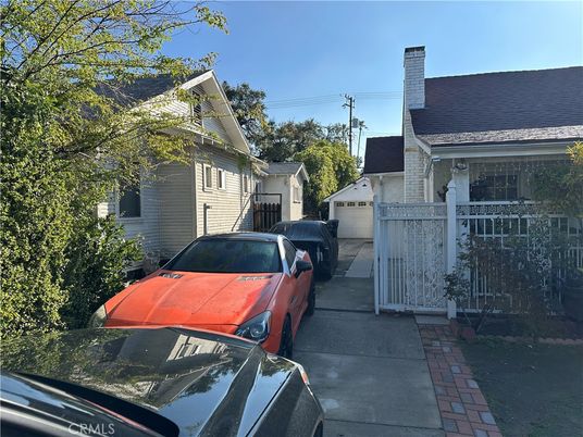 Detached Garage, Exterior