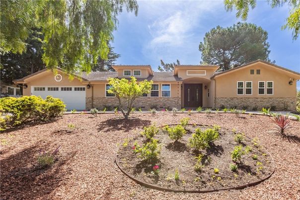 Attached, Backyard, Exterior, Facade, Ranch