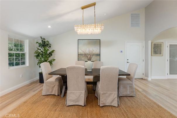 Chandelier, Dining room, Interior, Recessed Lighting, Wood Texture Flooring
