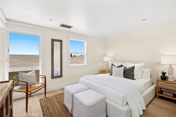 Bedroom, Interior, Recessed Lighting, Water, Wood Texture Flooring