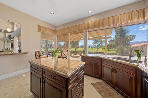 Dining room, Interior, Kitchen, Recessed Lighting