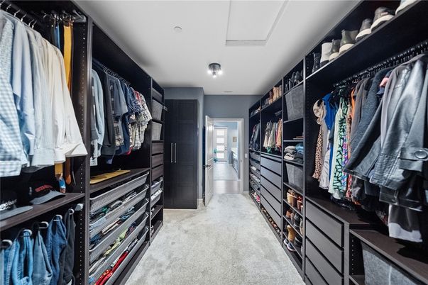 Interior, Walk-in Closets