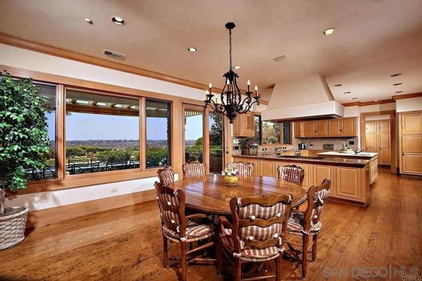 Chandelier, Dining room, Interior, Kitchen, Recessed Lighting, Wood Texture Flooring