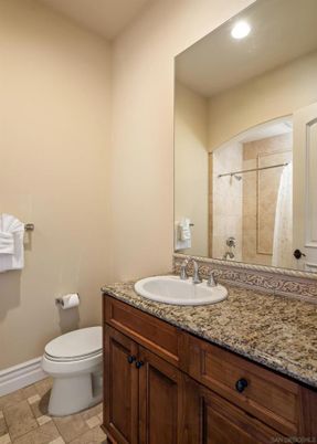 Bathroom, Interior, Recessed Lighting