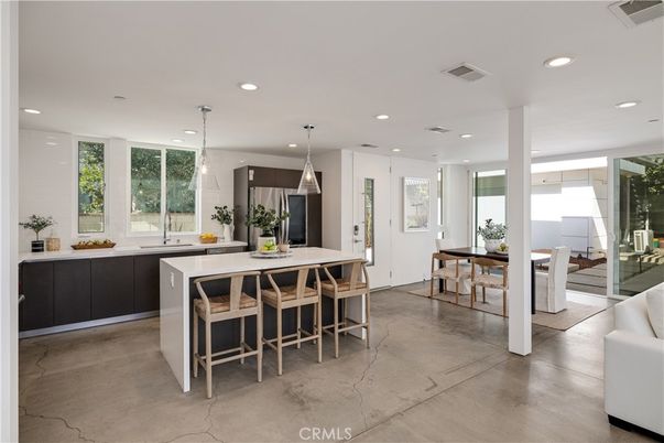 Dining room, Interior, Kitchen, Pendant Lights, Recessed Lighting