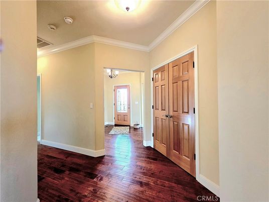 Chandelier, Interior, Wood Texture Flooring