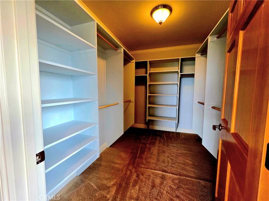 Interior, Walk-in Closets